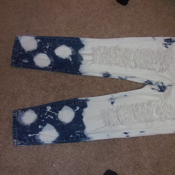 Jeans From Fashion Nova - Picture 2 of 4